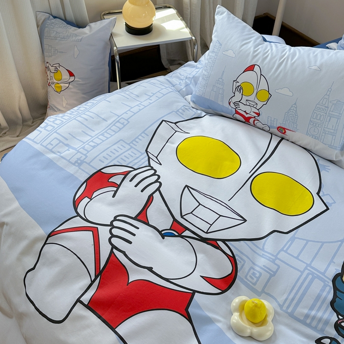 91家纺网 家纺一手货源 找家纺 金爱家 2025新款纯棉数码印花系列四件套-奥特曼 D-城市猎人