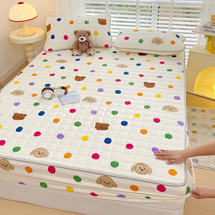 91家纺网 家纺一手货源 找家纺 富馨莱 2025春夏新款A类母婴级全棉纯棉夹棉床笠 波点熊