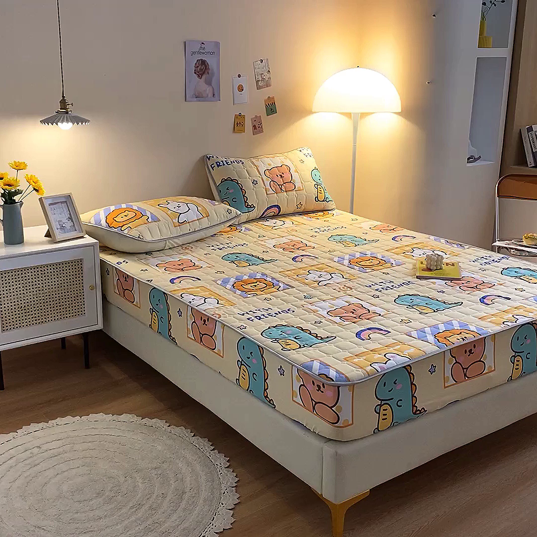 91家纺网 家纺一手货源 找家纺 富馨莱 2025春夏新款A类母婴级全棉纯棉夹棉床笠 动物乐园