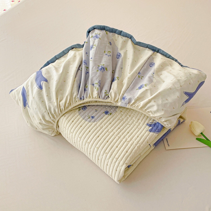 91家纺网 家纺一手货源 找家纺 富馨莱 2025春夏新款A类母婴级全棉纯棉夹棉床笠 蝴蝶结小熊