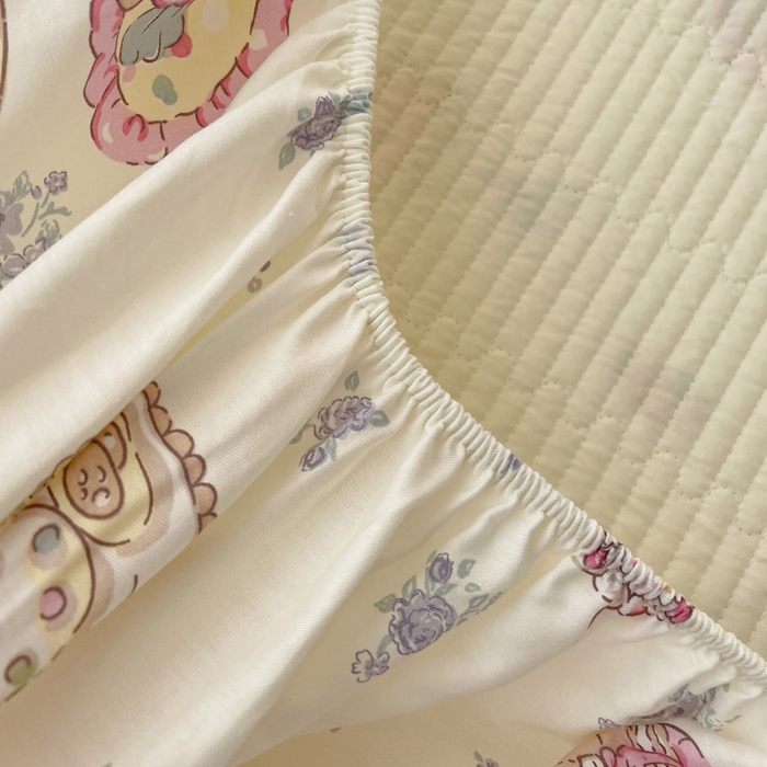 91家纺网 家纺一手货源 找家纺 富馨莱 2025春夏新款A类母婴级全棉纯棉夹棉床笠 开心美乐蒂