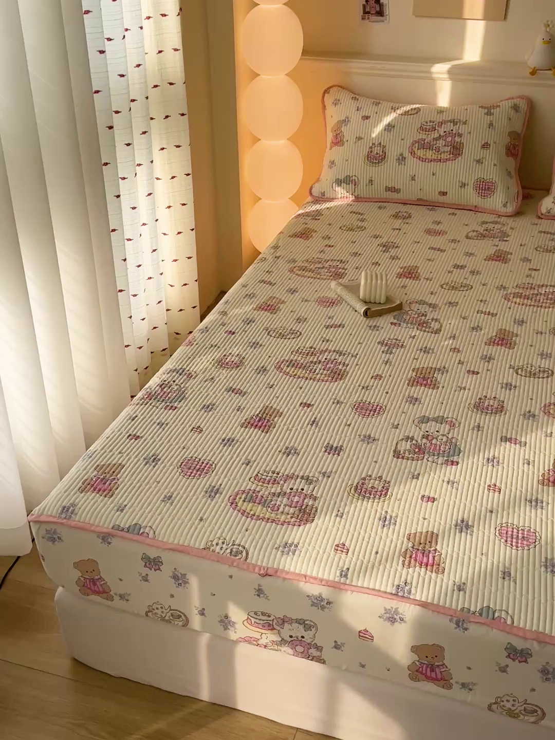 91家纺网 家纺一手货源 找家纺 富馨莱 2025春夏新款A类母婴级全棉纯棉夹棉床笠 开心美乐蒂