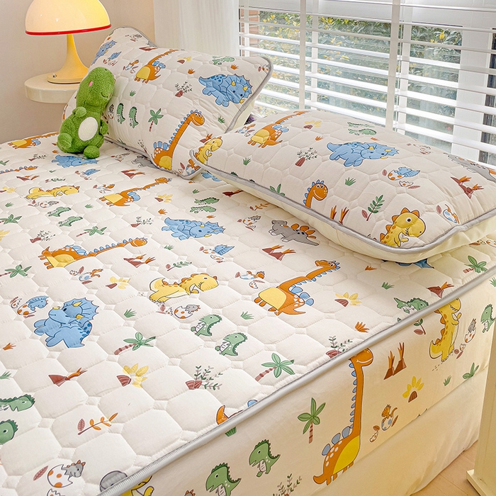 91家纺网 家纺一手货源 找家纺 富馨莱 2025春夏新款A类母婴级全棉纯棉夹棉床笠 恐龙仔仔