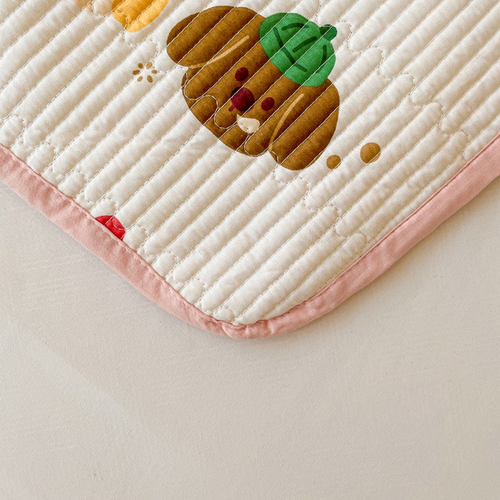 91家纺网 家纺一手货源 找家纺 富馨莱 2025春夏新款A类母婴级全棉纯棉夹棉床笠 三只小狗