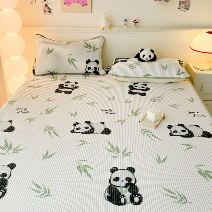 91家纺网 家纺一手货源 找家纺 富馨莱 2025春夏新款A类母婴级全棉纯棉夹棉床笠 熊猫团子