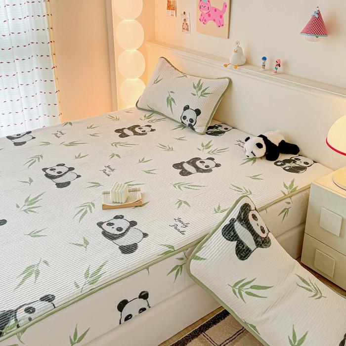 91家纺网 家纺一手货源 找家纺 富馨莱 2025春夏新款A类母婴级全棉纯棉夹棉床笠 熊猫团子