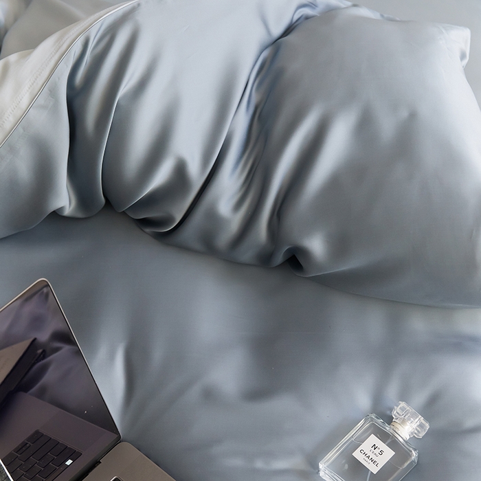 91家纺网 家纺一手货源 找家纺 禾时  2025新款奥地利进口兰精天丝莱赛尔四件套纯色双拼三件套 灰蓝色-冰川灰