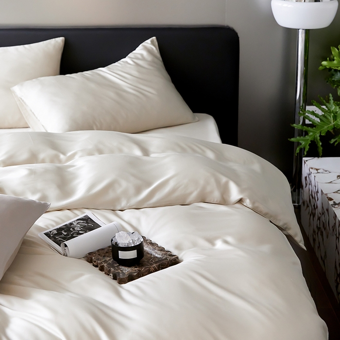 91家纺网 家纺一手货源 找家纺 禾时  2025新款奥地利进口兰精天丝莱赛尔四件套纯色双拼三件套 极地白