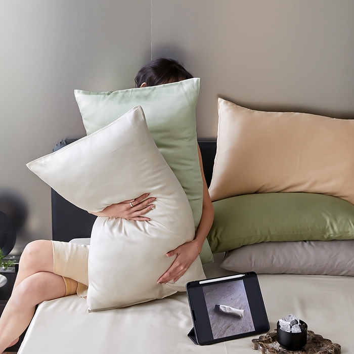 91家纺网 家纺一手货源 找家纺 禾时  2025新款奥地利进口兰精天丝莱赛尔四件套纯色双拼三件套 极地白