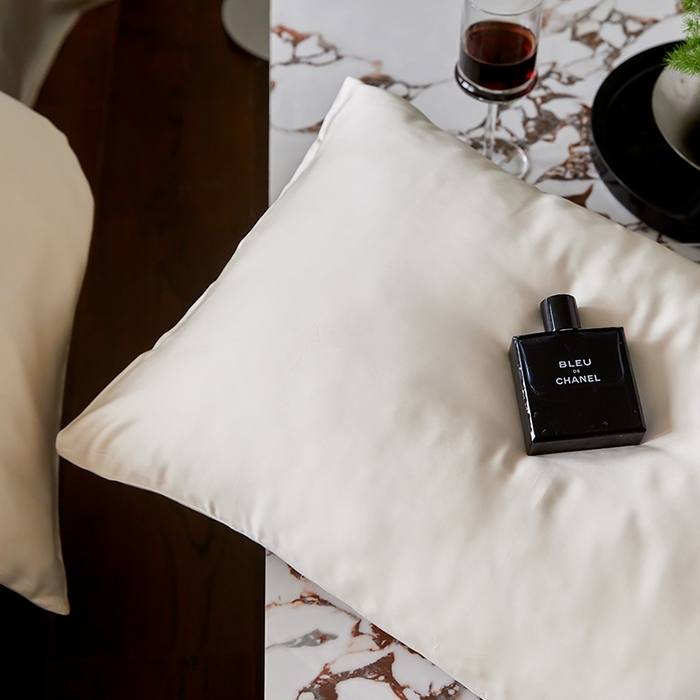 91家纺网 家纺一手货源 找家纺 禾时  2025新款奥地利进口兰精天丝莱赛尔四件套纯色双拼三件套 极地白