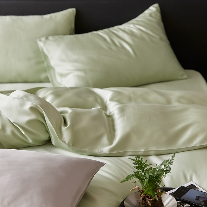 91家纺网 家纺一手货源 找家纺 禾时  2025新款奥地利进口兰精天丝莱赛尔四件套纯色双拼三件套 嫩叶绿