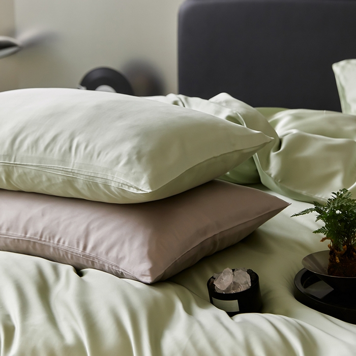 91家纺网 家纺一手货源 找家纺 禾时  2025新款奥地利进口兰精天丝莱赛尔四件套纯色双拼三件套 嫩叶绿