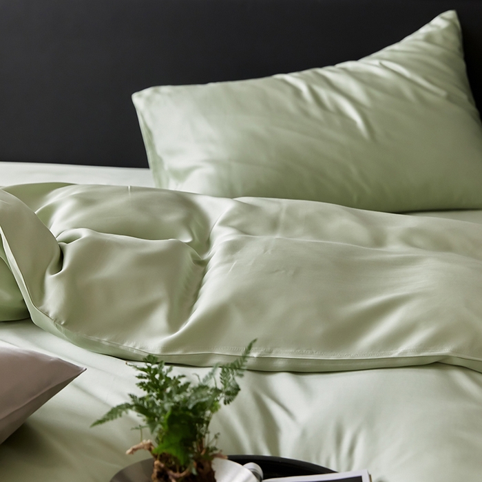 91家纺网 家纺一手货源 找家纺 禾时  2025新款奥地利进口兰精天丝莱赛尔四件套纯色双拼三件套 嫩叶绿