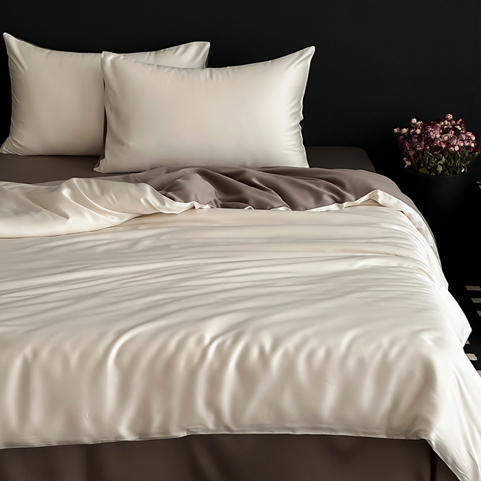 91家纺网 家纺一手货源 找家纺 禾时  2025新款奥地利进口兰精天丝莱赛尔四件套纯色双拼三件套 乳蛋白-冷岩灰