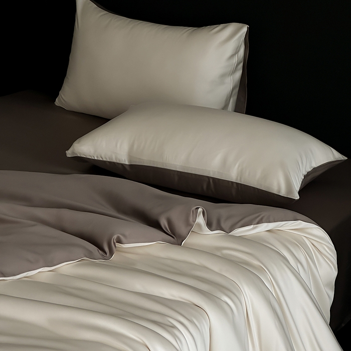 91家纺网 家纺一手货源 找家纺 禾时  2025新款奥地利进口兰精天丝莱赛尔四件套纯色双拼三件套 乳蛋白-冷岩灰