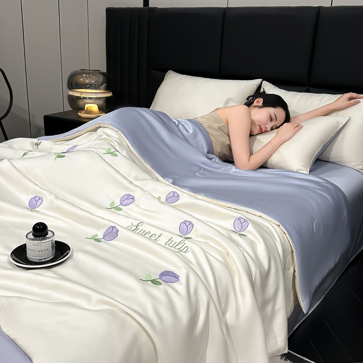 91家纺网 家纺一手货源 找家纺 （总）利欧 2025新款水洗天丝满绣刺绣床单床笠款夏被四件套