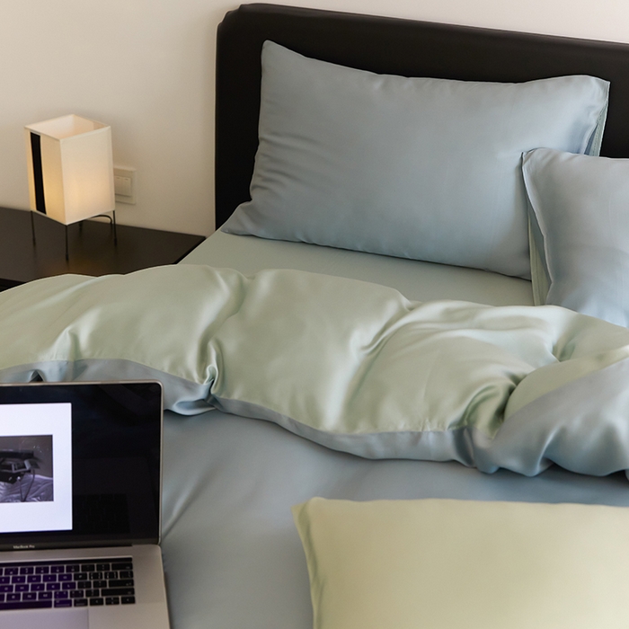 91家纺网 家纺一手货源 找家纺 禾时  2025新款奥地利进口兰精天丝莱赛尔四件套纯色双拼三件套 天空蓝-浅艾绿