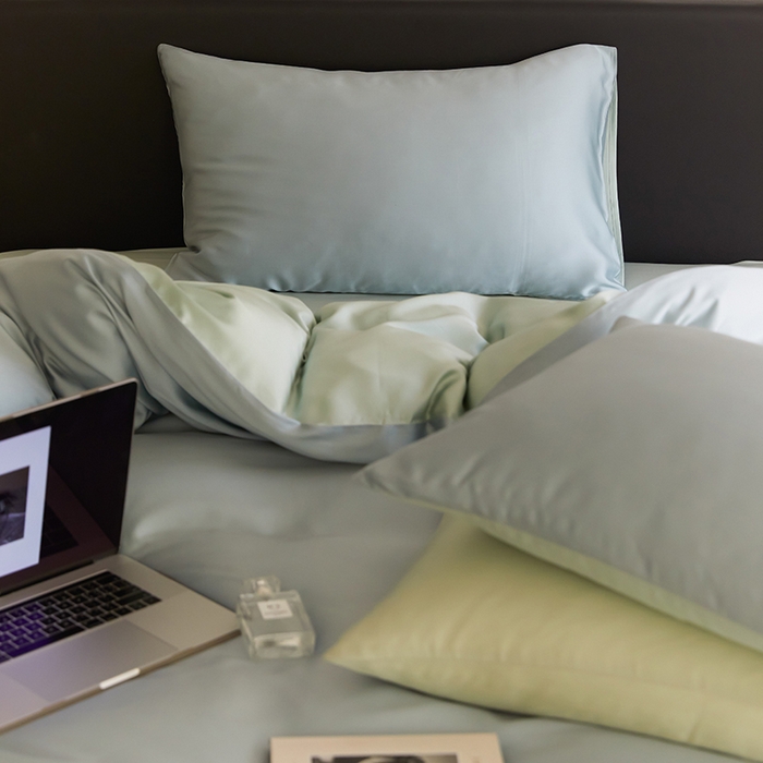 91家纺网 家纺一手货源 找家纺 禾时  2025新款奥地利进口兰精天丝莱赛尔四件套纯色双拼三件套 天空蓝-浅艾绿