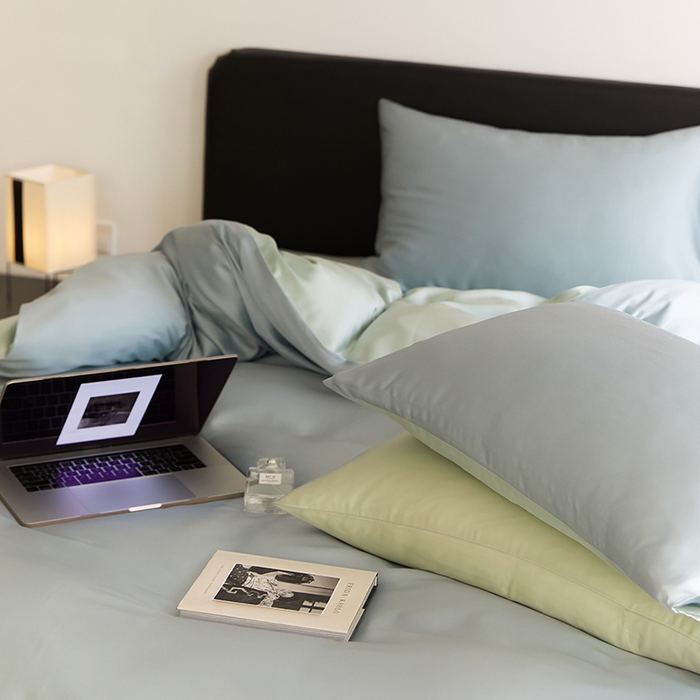 91家纺网 家纺一手货源 找家纺 禾时  2025新款奥地利进口兰精天丝莱赛尔四件套纯色双拼三件套 天空蓝-浅艾绿