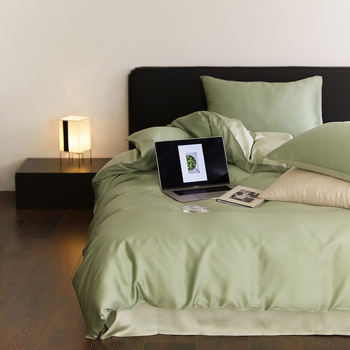 91家纺网 家纺一手货源 找家纺 禾时  2025新款奥地利进口兰精天丝莱赛尔四件套纯色双拼三件套 香奈儿绿-嫩叶绿