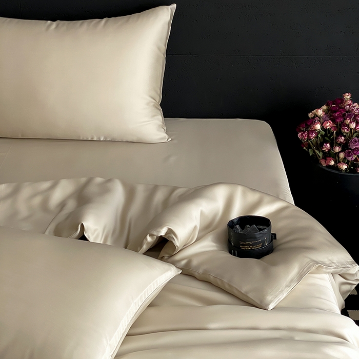 91家纺网 家纺一手货源 找家纺 禾时  2025新款奥地利进口兰精天丝莱赛尔四件套纯色双拼三件套 烟轻绿