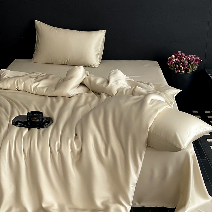 91家纺网 家纺一手货源 找家纺 禾时  2025新款奥地利进口兰精天丝莱赛尔四件套纯色双拼三件套 烟轻绿