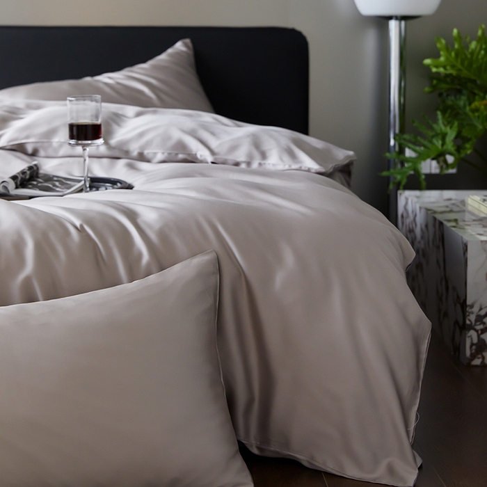 91家纺网 家纺一手货源 找家纺 禾时  2025新款奥地利进口兰精天丝莱赛尔四件套纯色双拼三件套 岩石灰