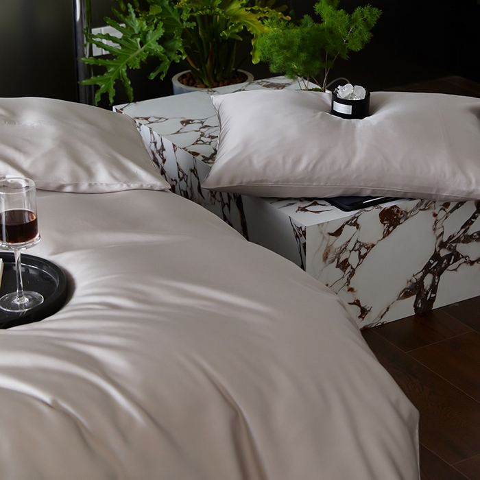 91家纺网 家纺一手货源 找家纺 禾时  2025新款奥地利进口兰精天丝莱赛尔四件套纯色双拼三件套 岩石灰