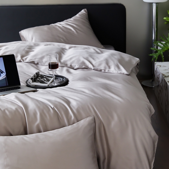 91家纺网 家纺一手货源 找家纺 禾时  2025新款奥地利进口兰精天丝莱赛尔四件套纯色双拼三件套 岩石灰