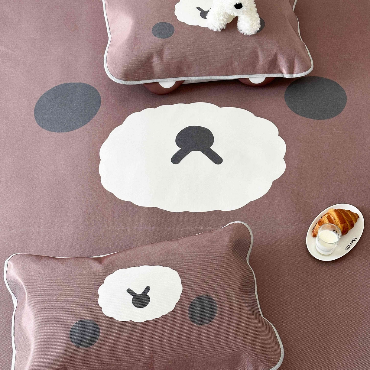 91家纺网 家纺一手货源 找家纺 觅糖家纺 2025春夏新款大版异形卡通凉席席子 朗尼熊