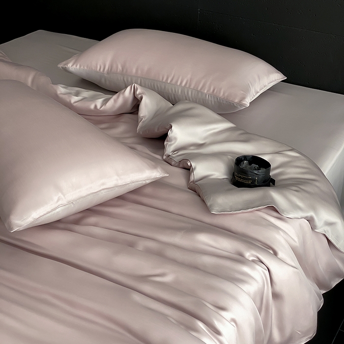 91家纺网 家纺一手货源 找家纺 禾时  2025新款奥地利进口兰精天丝莱赛尔四件套纯色双拼三件套 夜影凝香-霜华银