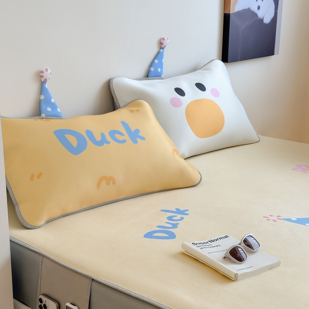 91家纺网 家纺一手货源 找家纺 觅糖家纺 2025春夏新款大版异形卡通凉席席子 萌萌鸭