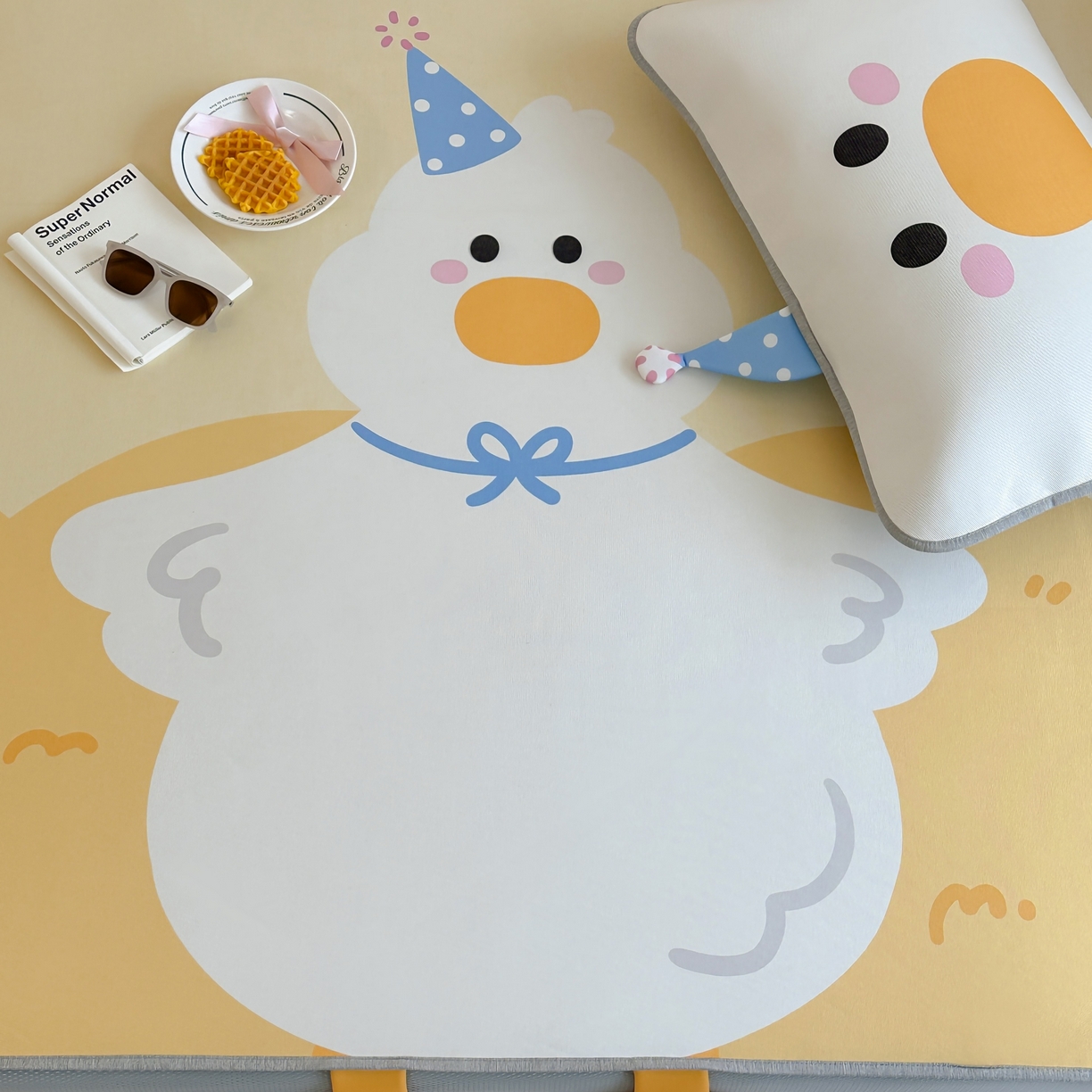 91家纺网 家纺一手货源 找家纺 觅糖家纺 2025春夏新款大版异形卡通凉席席子 萌萌鸭