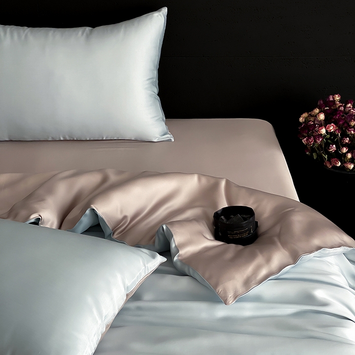 91家纺网 家纺一手货源 找家纺 禾时  2025新款奥地利进口兰精天丝莱赛尔四件套纯色双拼三件套 映霜蓝-霜华银