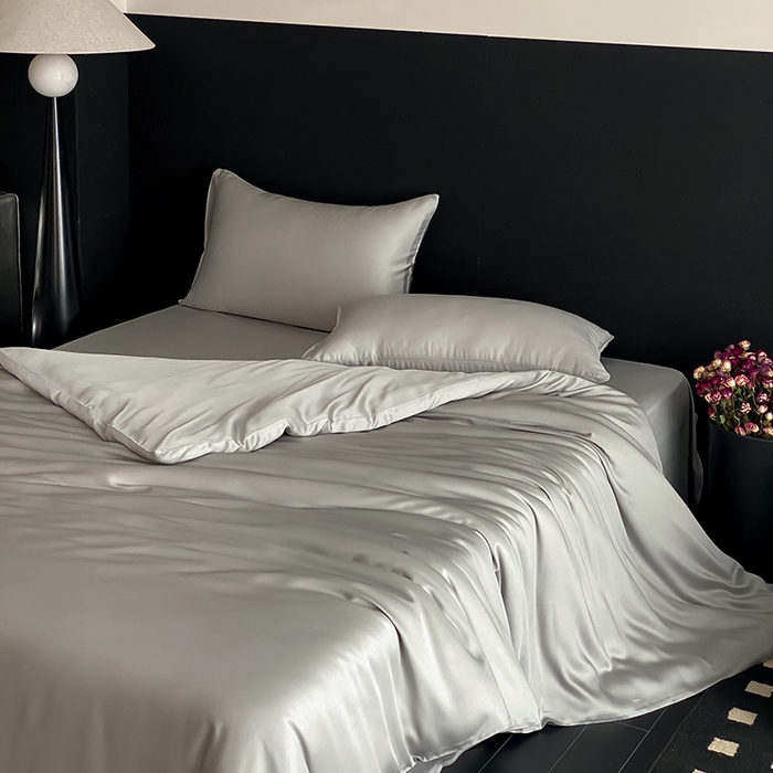 91家纺网 家纺一手货源 找家纺 禾时  2025新款奥地利进口兰精天丝莱赛尔四件套纯色双拼三件套 云纱灰