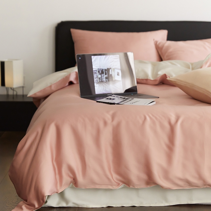 91家纺网 家纺一手货源 找家纺 禾时  2025新款奥地利进口兰精天丝莱赛尔四件套纯色双拼三件套 芝芝桃桃-极地白