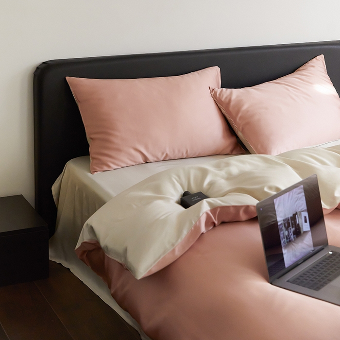 91家纺网 家纺一手货源 找家纺 禾时  2025新款奥地利进口兰精天丝莱赛尔四件套纯色双拼三件套 芝芝桃桃-极地白