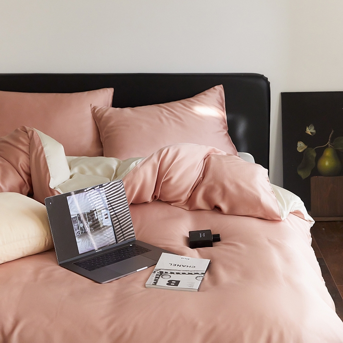 91家纺网 家纺一手货源 找家纺 禾时  2025新款奥地利进口兰精天丝莱赛尔四件套纯色双拼三件套 芝芝桃桃-极地白