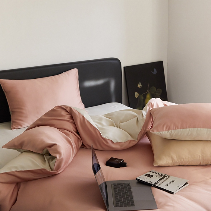 91家纺网 家纺一手货源 找家纺 禾时  2025新款奥地利进口兰精天丝莱赛尔四件套纯色双拼三件套 芝芝桃桃-极地白