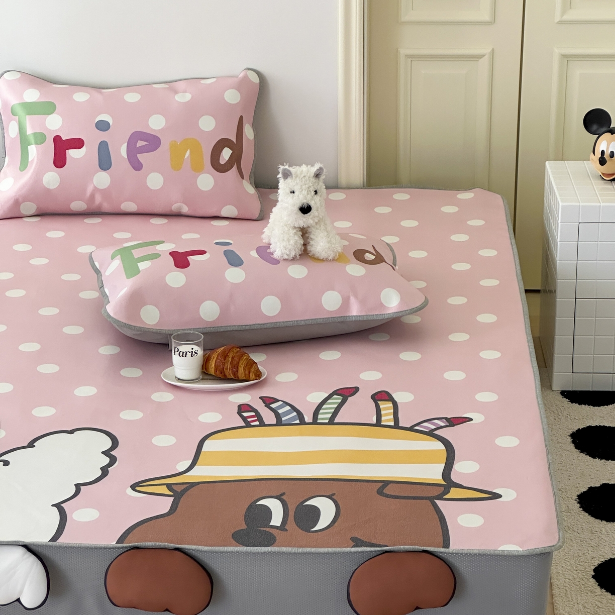 91家纺网 家纺一手货源 找家纺 觅糖家纺 2025春夏新款大版异形卡通凉席席子 生日快乐