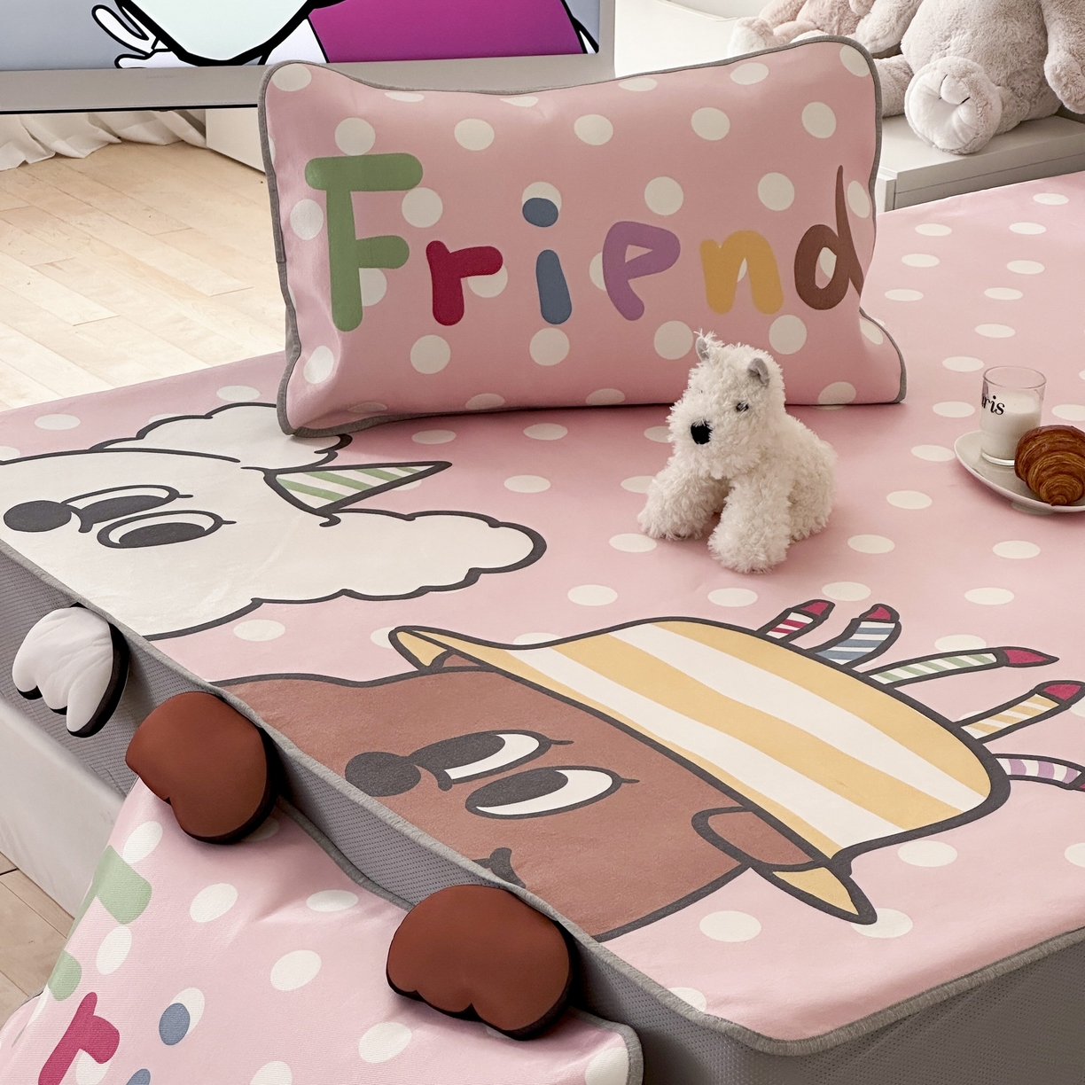 91家纺网 家纺一手货源 找家纺 觅糖家纺 2025春夏新款大版异形卡通凉席席子 生日快乐