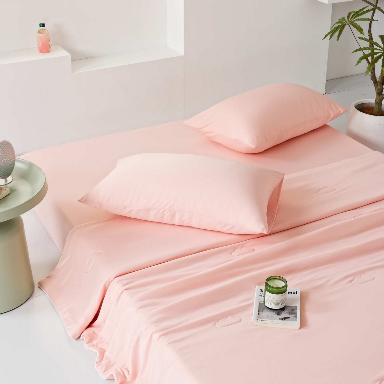 91家纺网 家纺一手货源 找家纺 LADYCOCO可可家居 2025新款PE冰锦丝语夏凉被 清凉粉