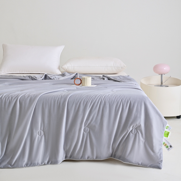 91家纺网 家纺一手货源 找家纺 金帛坊 2025新款凉感丝氨纶夏被夏凉被空调被 高级灰