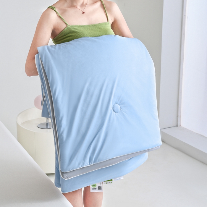 91家纺网 家纺一手货源 找家纺 金帛坊 2025新款凉感丝氨纶夏被夏凉被空调被 蓝拼灰