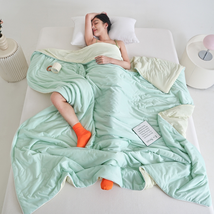 91家纺网 家纺一手货源 找家纺 金帛坊 2025新款凉感丝氨纶夏被夏凉被空调被 绿拼米黄