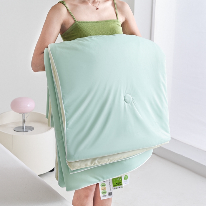 91家纺网 家纺一手货源 找家纺 金帛坊 2025新款凉感丝氨纶夏被夏凉被空调被 绿拼米黄