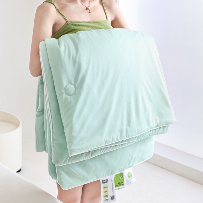 91家纺网 家纺一手货源 找家纺 金帛坊 2025新款凉感丝氨纶夏被夏凉被空调被 清新绿