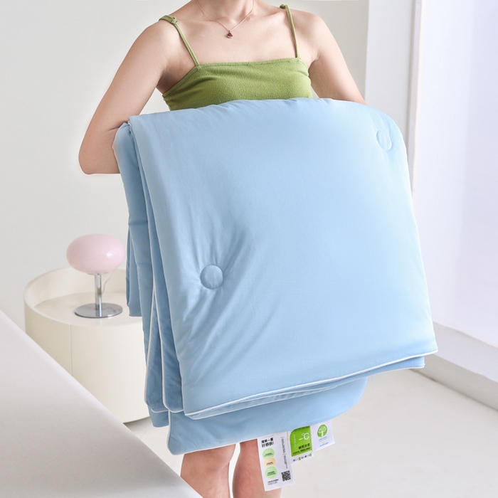 91家纺网 家纺一手货源 找家纺 金帛坊 2025新款凉感丝氨纶夏被夏凉被空调被 天空蓝