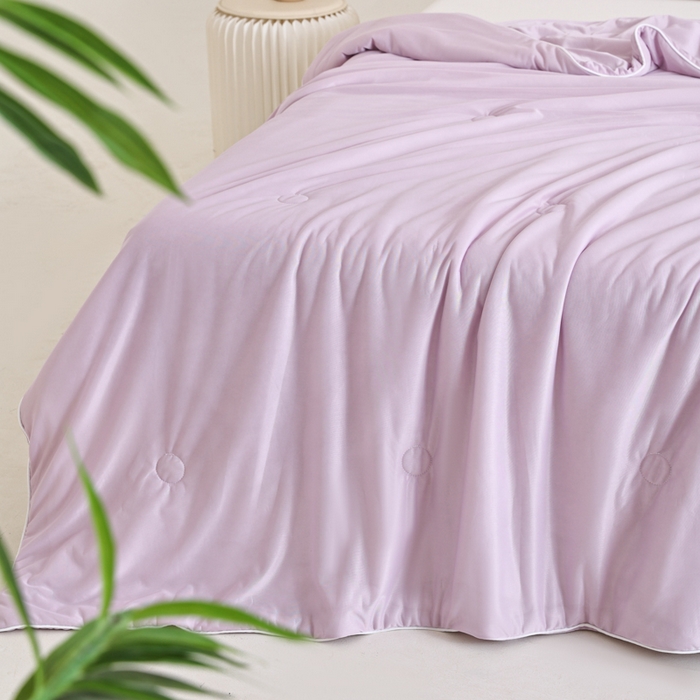 91家纺网 家纺一手货源 找家纺 金帛坊 2025新款凉感丝氨纶夏被夏凉被空调被 优雅紫