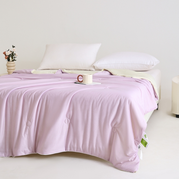 91家纺网 家纺一手货源 找家纺 金帛坊 2025新款凉感丝氨纶夏被夏凉被空调被 紫拼米黄